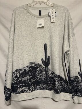 Two2Fly Women's Light Gray Desert Cactus Graphic Sweatshirt